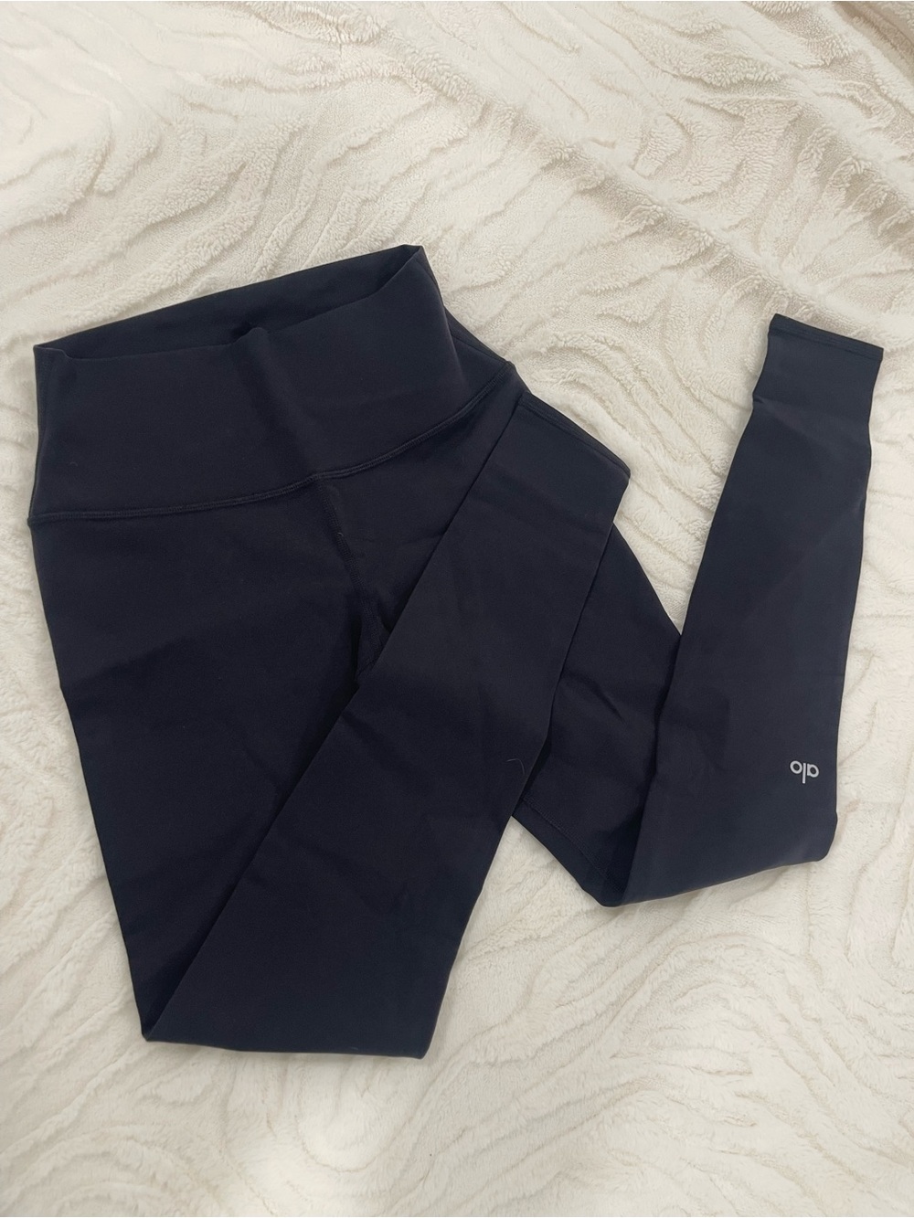 ALO Black High-Waist Leggings
